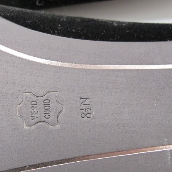 Nordstrom's Bravo Black Velvet Flat in 8.5N - Picture 9 of 9